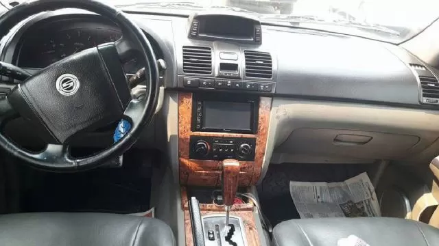 Ssangyong Rexton 2003 — foto 5