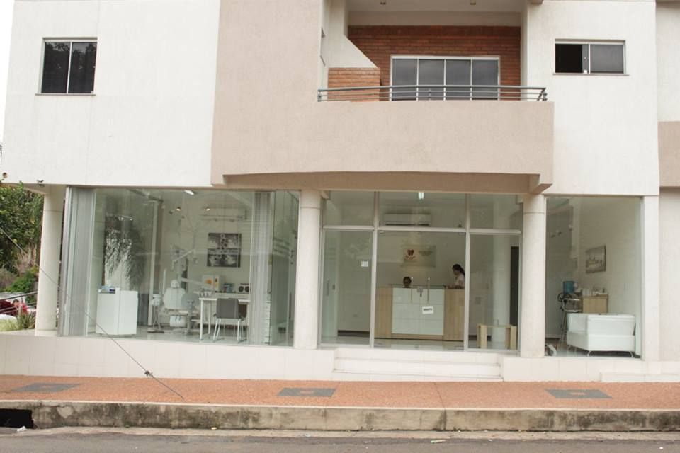 CONSULTORIO ODONTOLOGICO TOTALMENTE EQUIPADO — foto 3