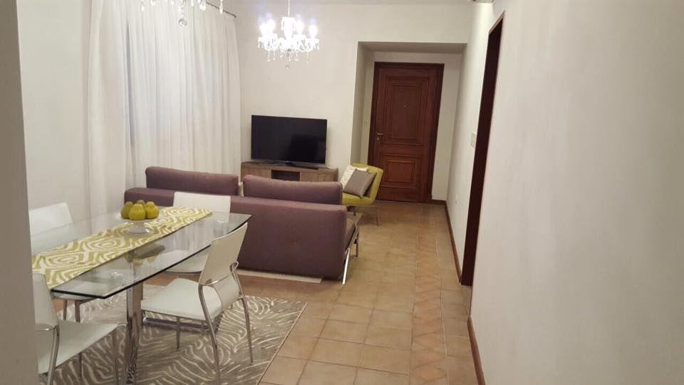 Departamento Amoblado Sobre Kubichek — foto 3