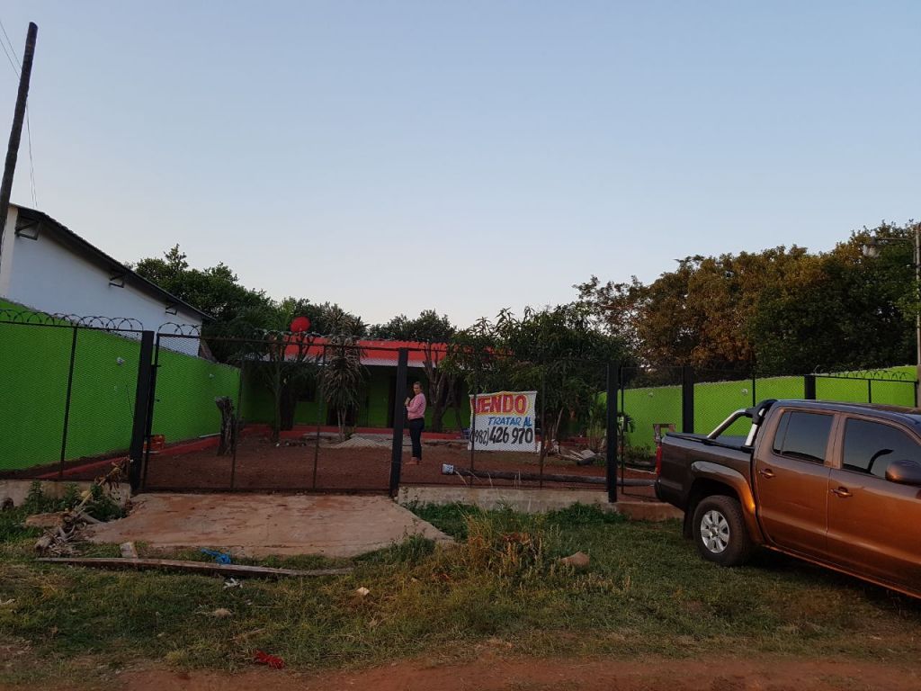 VENDO HERMOSA CASA EN YPANE - OFERTA EN GS. 120.000.000 — foto 3