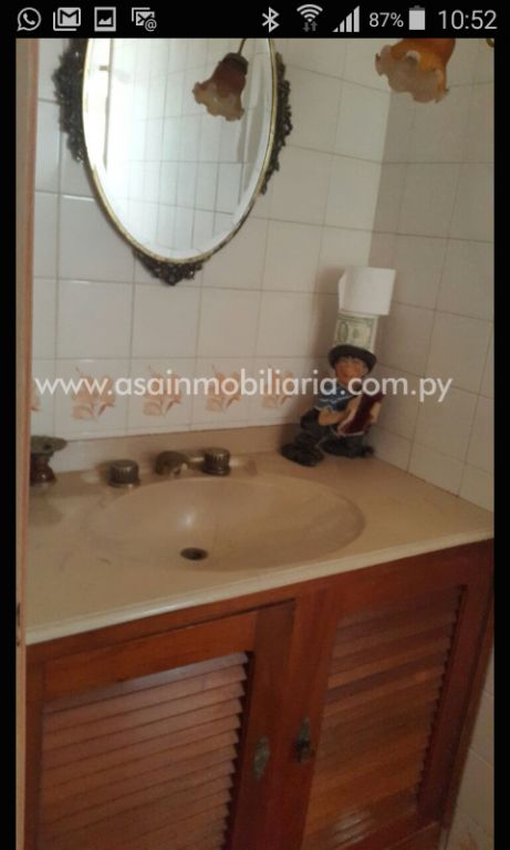 OPORTUNIDAD EN EL CORAZON DE MBURUCUYA 280.000 USD AMPLIA CASA — foto 3