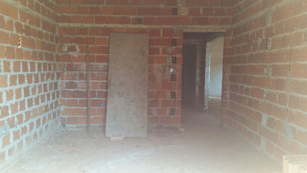Vendo casa para terminar en Luque — foto 2
