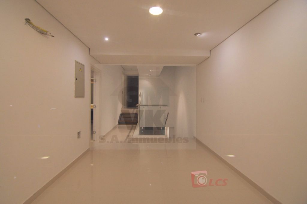 OFERTA! VENDO CASA EN VILLA MORRA, ZONA COLEGIO LAS ALMENAS — foto 3