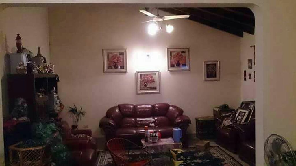Hermoso Casa 1 cuadra de Sacramento Oferta! — foto 3
