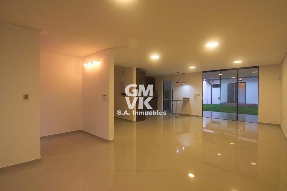 VENDO DUPLEX A ESTRENAR, ZONA YACHT Y GOLF CLUB! — foto 3