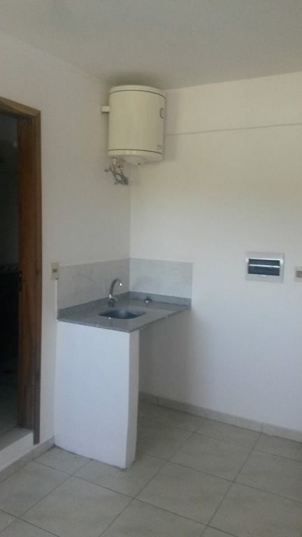 Alquilo Departamento sobre Avda Rca Argentima 1.100.000 — foto 3