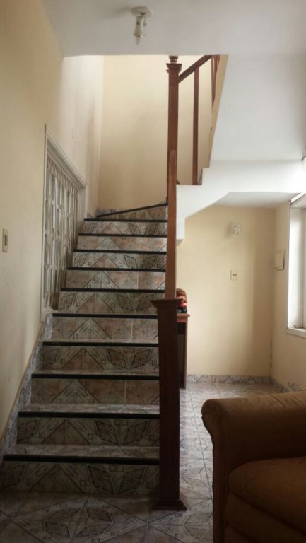 Particular vende 2 Casas en un terreno en Barrio Kennedy - Lambarè — foto 2
