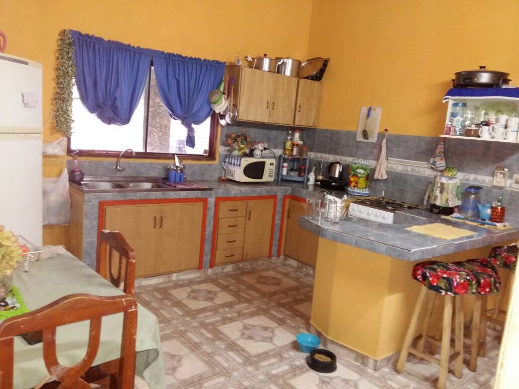 Vendo casa en Fdo. De la mora zona sur a 8 cuadras de mcal. Estigarribia — foto 2