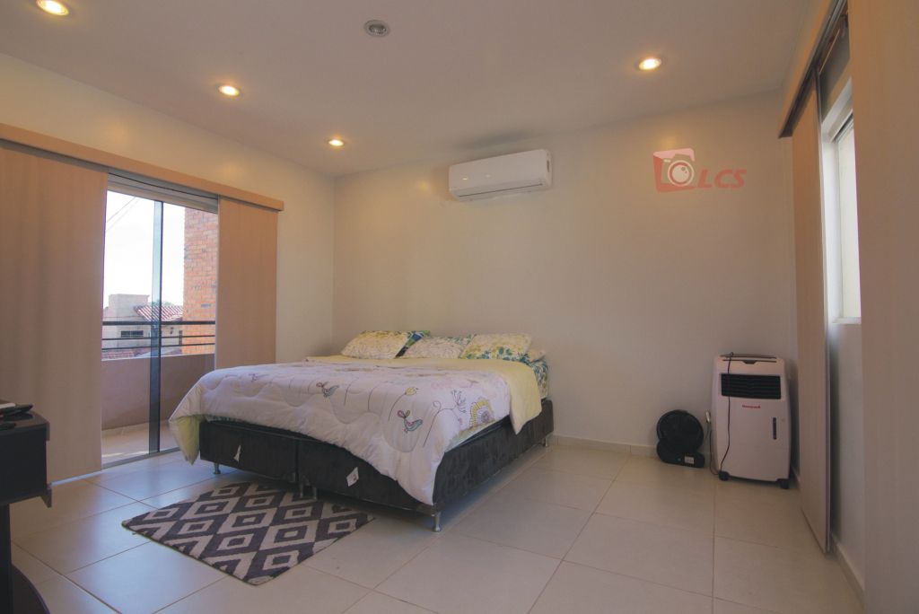 OFERTA!! DUPLEX EN LAMBARE, ZONA YACHT Y GOLF CLUB — foto 3