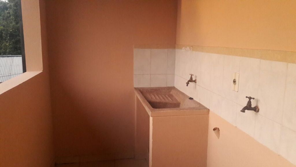 DEPARTAMENTO DE 2 DORMITORIOS — foto 3