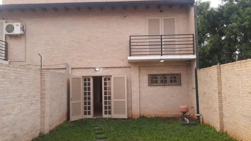 HERMOSO DUPLEX EN EL BARRIO SAN MIGUEL — foto 2