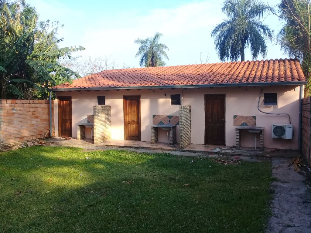 ALQUILO SALONES PARA COMERCIO Y DEPARTAMENTOS PARA PAREJAS SOBRE LA RUTA SAN JOSE LIMPIO - LUQUE ZONA PARADA DEL 49 — foto 2