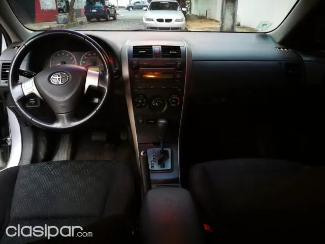 Toyota Corolla 2010 - foto 8