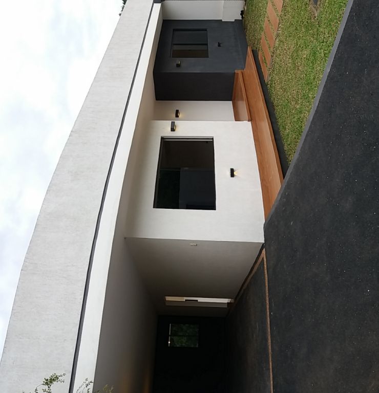 VENDO HERMOSA CASA EN SAN LORENZO CALLEi OFERTA — foto 3