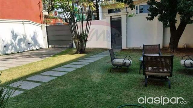OFERTA hermosa casa toda en PLANTA BAJA enfrente al colegio Las Almenitas en el barrio Villa Morra!! — foto 2