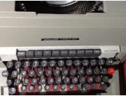 Vendo máquina de escribir Olivetti en perfecto estado y funcionando