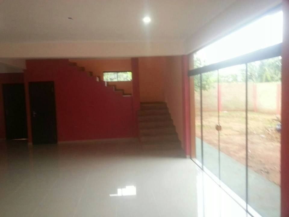 Vendo HERMOSA residencia a estrenar en San Lorenzo — foto 2