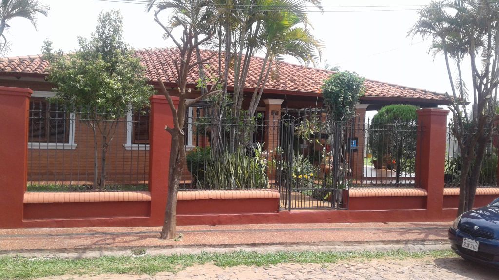 Vendo Hermosa casa a pasos de autopistaaeropuerto. — foto 2