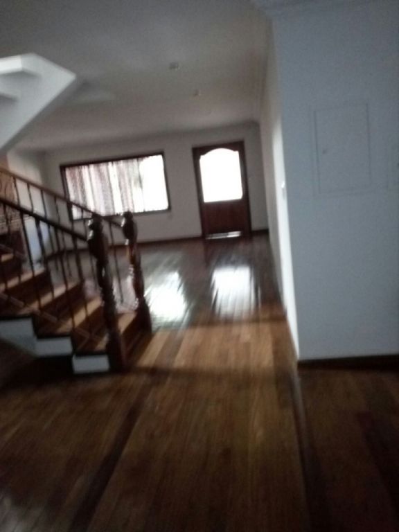 LUJOSA RESIDENCIA Zona Sta. TERESA y DENIS ROA — foto 3