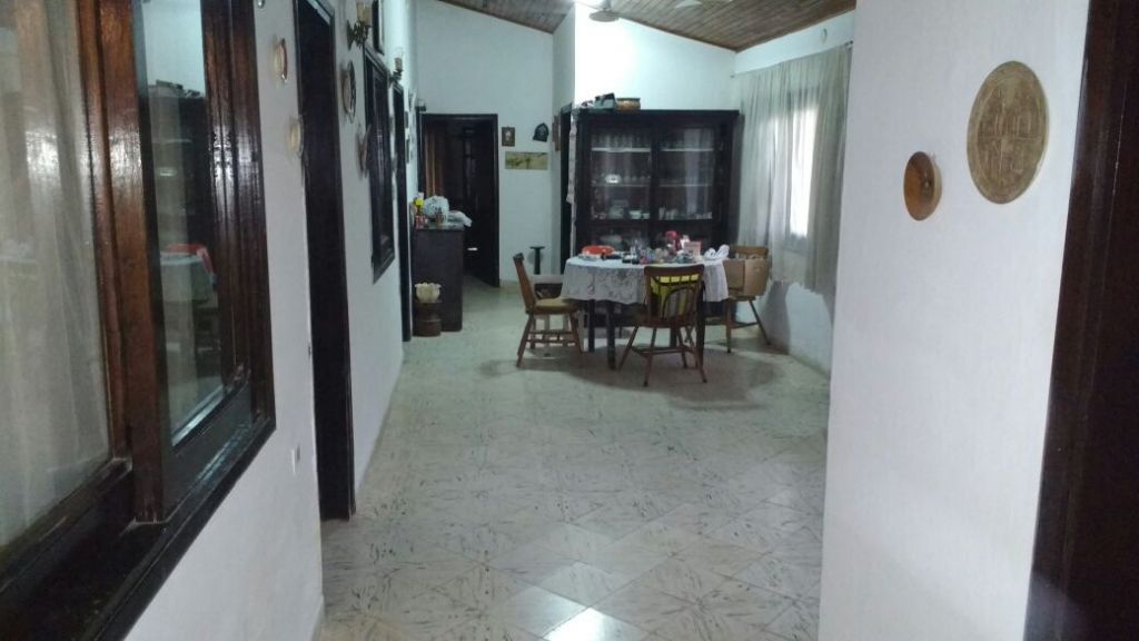 VENDO: AMPLIA CASA EN SAJONIA, ZONA PRIVILEGIADA A PASOS DE CARLOS ANTONIO LOPEZ — foto 3