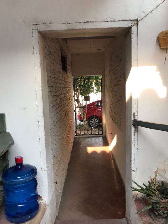VENDO CASA SOBRE AVDA. PERÚ - ASUNCIÓN — foto 2