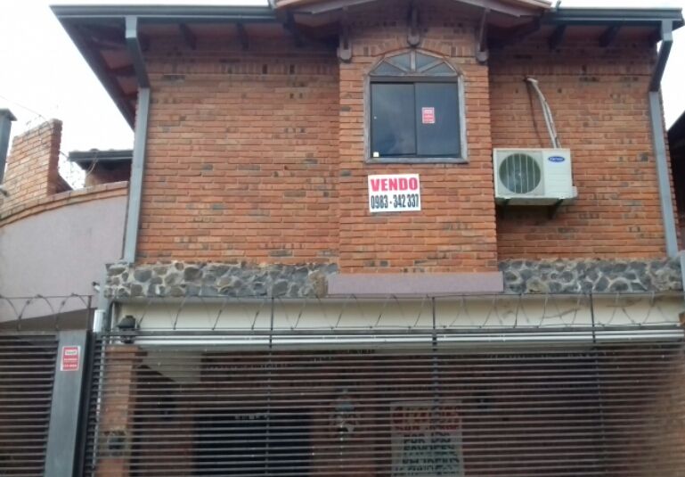 VENDO HERMOSO DUPLEX-FERNANDO DE LA MORA ZONA NORTE. Rancho 8 entre Capitán Rivas e Ingavi — foto 2