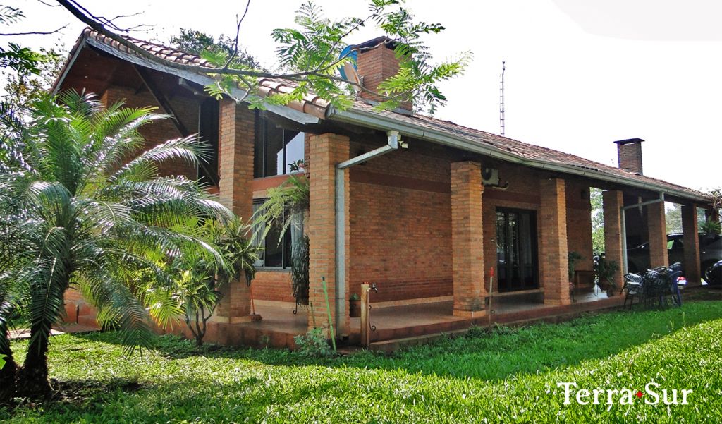 HERMOSA CASA EN EL CENTRO DE OBLIGADO — foto 2
