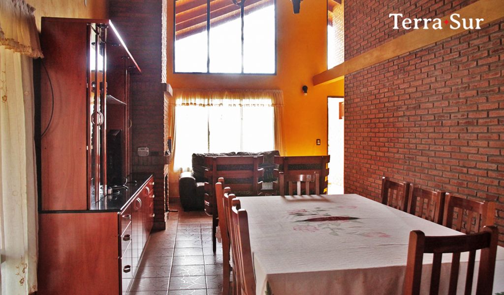 HERMOSA CASA EN EL CENTRO DE OBLIGADO — foto 3