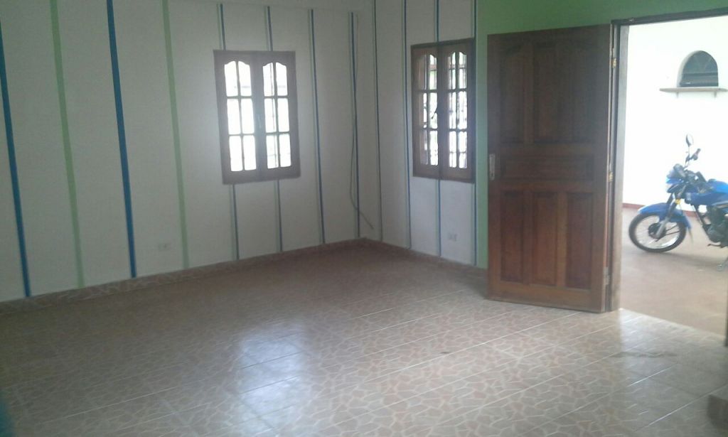 AMPLIA PROPIEDAD ZONA DYLAN — foto 3