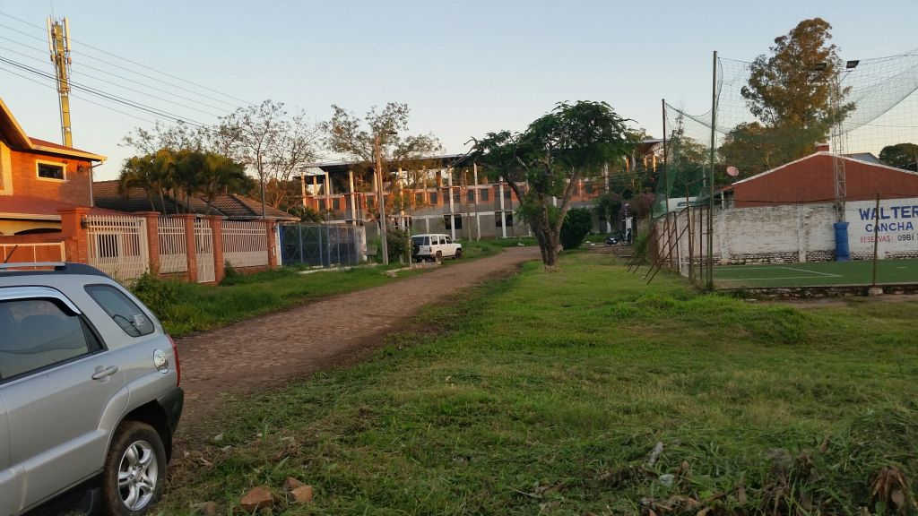 BENEFÍCIESE CON TERRENO EN LUQUE!!!. — foto 3