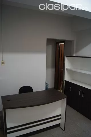 ALQUILER DE OFICINA EN EL CENTRO DE CIUDAD DEL ESTE — foto 2