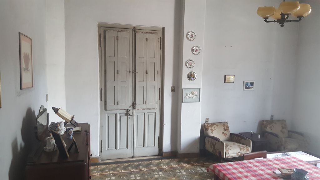 DUEÑO VENDE SIN INTERMEDIARIO CASA CON PATRIMONIO CULTURAL UNIFAMILIAR SOBRE 25 DE MAYO CASI BRASIL, ASUNCIÓN. — foto 3