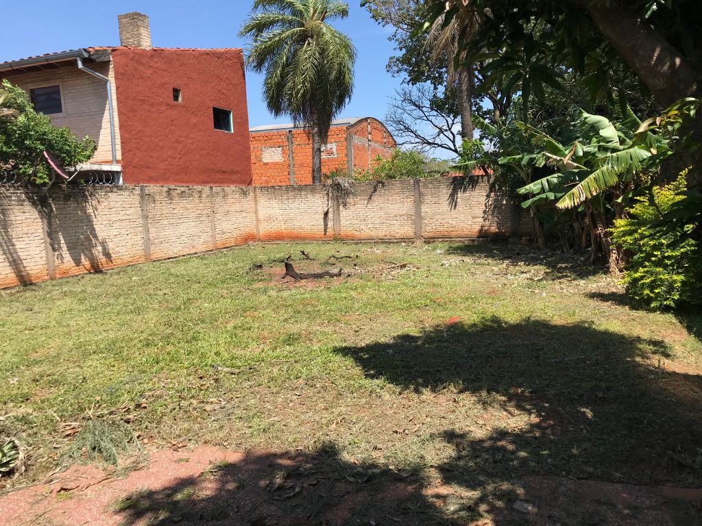 Vendo terreno en Villa Adela Luque. Casa de regalo, mejor barrio de Luque. — foto 3