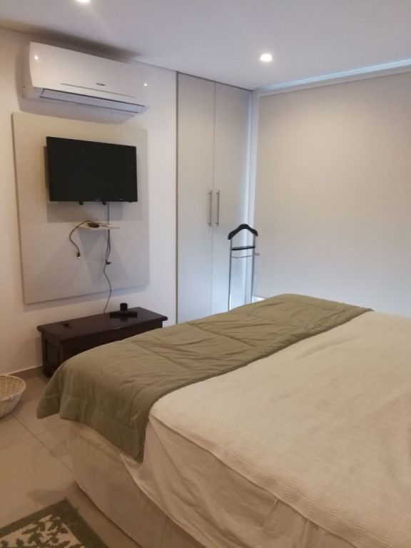 Alquilo Departamento Amoblado de 2 Dorm. En Los Laureles — foto 2