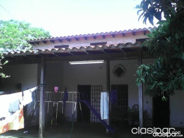 Casa en Limpio amplia y cómoda — foto 2