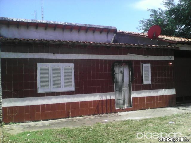 Casa en Limpio amplia y cómoda — foto 3