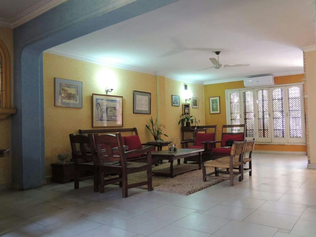 VENDO HERMOSA CASA EN ZONA RESIDENCIAL, BARRIO SAJONIA!!! — foto 2