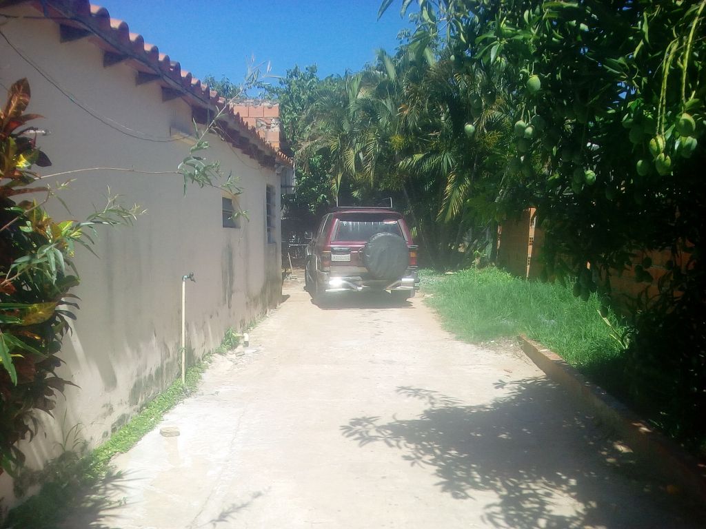vendo casa en loma pyta barrio las colinas a 6 cuadras de la ruta transchaco super oferta — foto 3