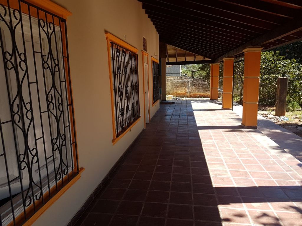 Vendo casa en capiata ruta 2 a 300 mts del asfalto....! — foto 2