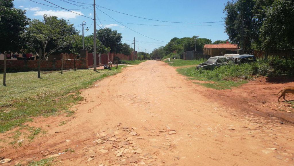 VENDO TERRENO ZONA MARIANO ROQUE ALONSO A 7 CUADRAS DE LA TRANSCHACO — foto 3