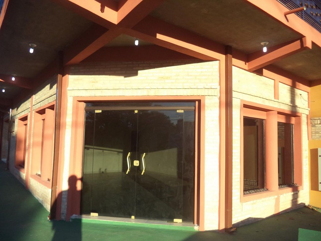 Hermoso Salón Comercial — foto 2