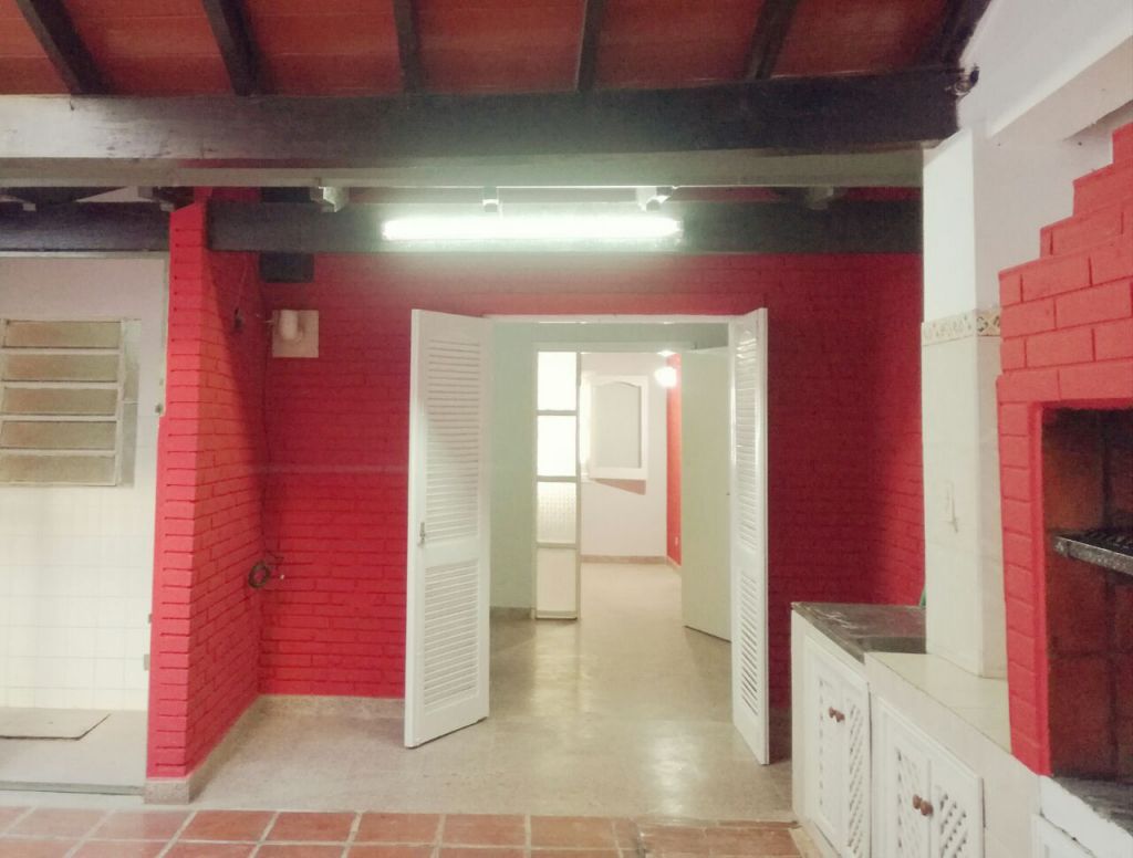REMATO DUPLEX EN FDO DE LA MORA ZONA NORTE. HERMOSA UBICACIÓN, CERCA DE TODO!!REGALOOO!! — foto 2