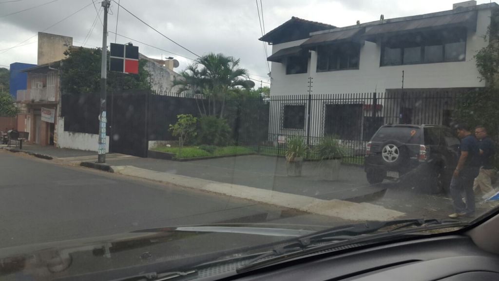 VENDO PROPIEDAD de 832 M2!!!! 26 X 32 DE TERRENO IDEAL PARA CONSTRUIR EDIFICIO 10 PISOS — foto 3