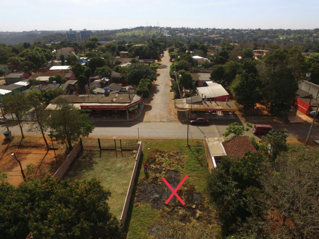 Vendo terreno urbano en Ciudad del Este - Barrio Pablo Rojas 12x30 — foto 2