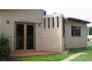 ALQUILO CASA CON PISCINA!!!!!!!! 3.500.000gs!!! OFERTAAAA P/ VERANO FULL!!!!!!!