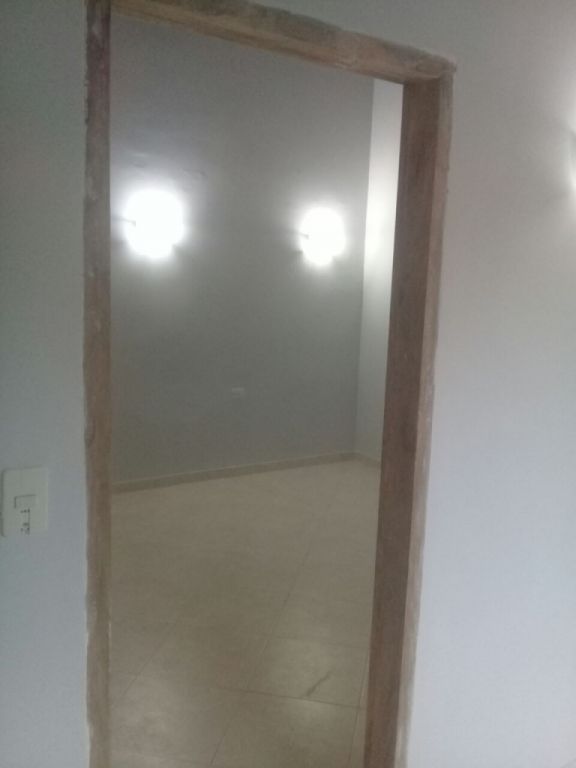 CASA DE 2 DORMITORIOS EN SAN LORENZO — foto 3