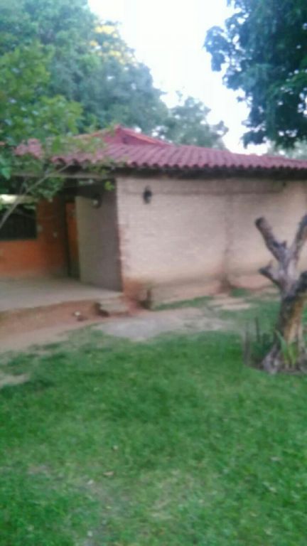 VENDO CASA EN LUQUE - MORA CUÉ — foto 2