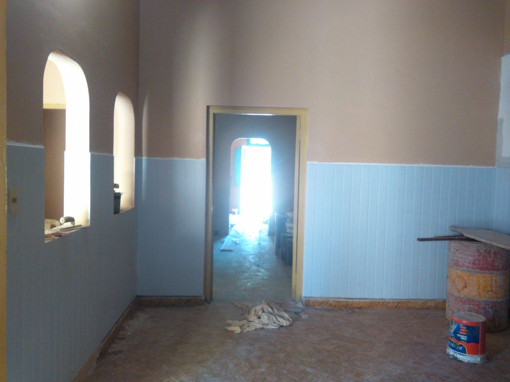 VIVIENDA CON AMPLIA AREA COMERCIAL. — foto 2