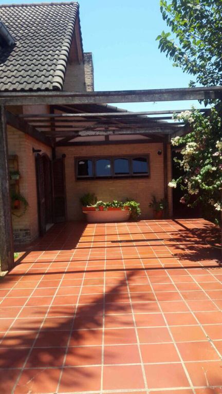 Atractiva Casa en Fernando de la Mora Zona N — foto 3