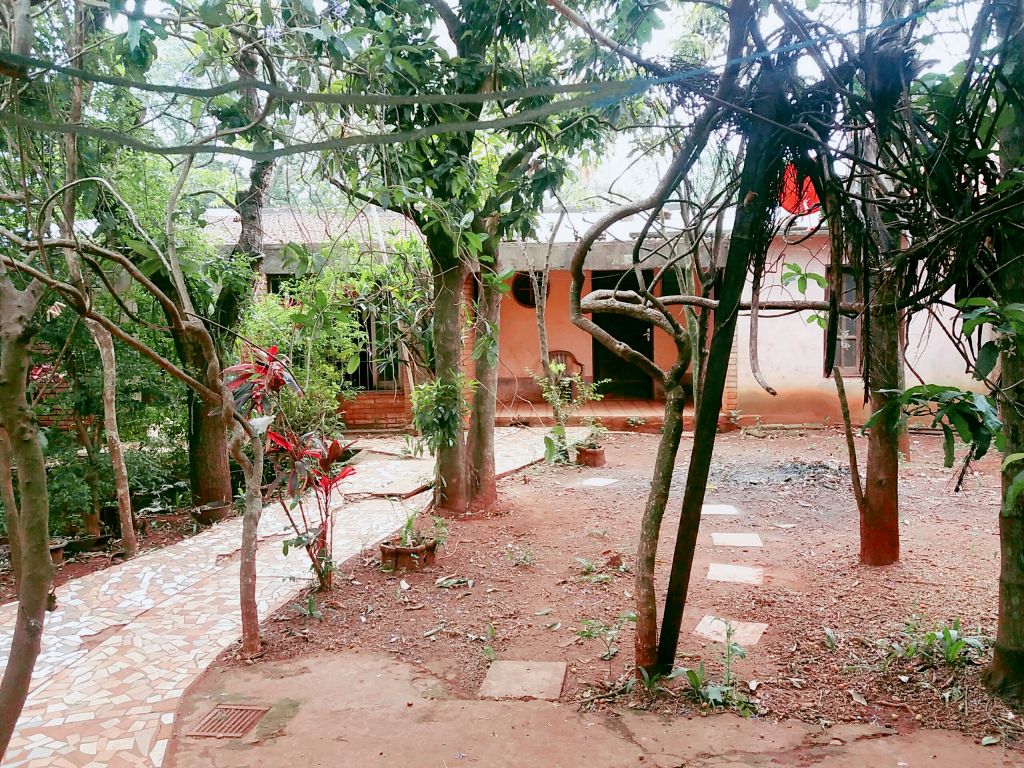 VENDO CASA BARRIO LAS CARMELITAS ENCARNACION — foto 2